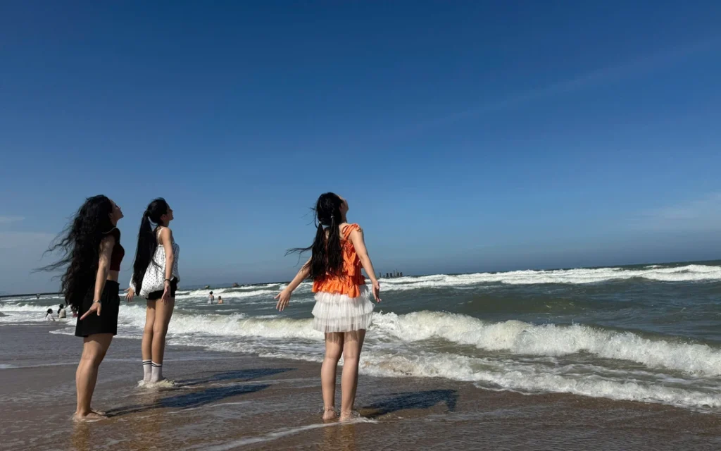 Vụ nhóm nhạc Vstar: Góc độ pháp lý về lao động, quyền trẻ em và trách nhiệm quản lý nghệ sĩ chưa thành niên